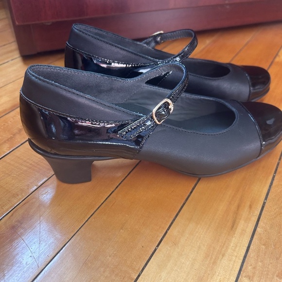 SAS Isabel Leather Patent Block Heels Mary Jane Pumps. Size 7N Comfort Support - Picture 13 of 14